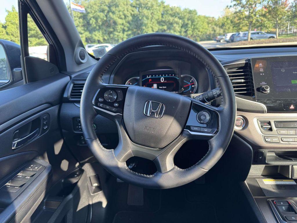 used 2022 Honda Pilot car, priced at $30,745