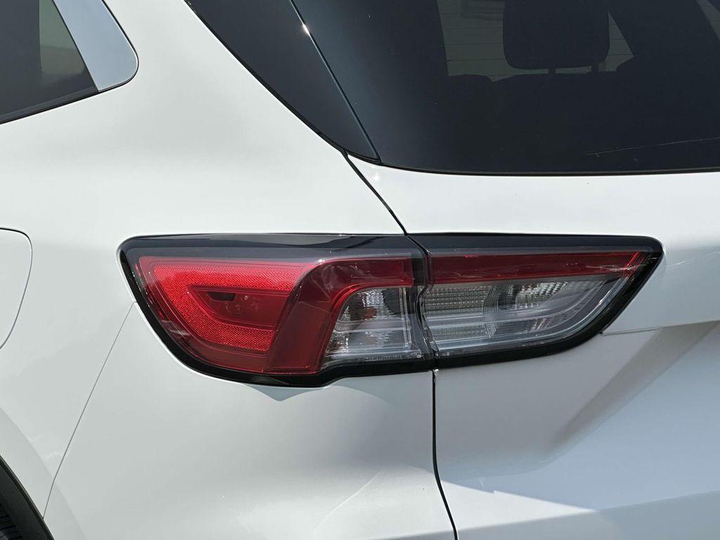 used 2022 Ford Escape car, priced at $18,994