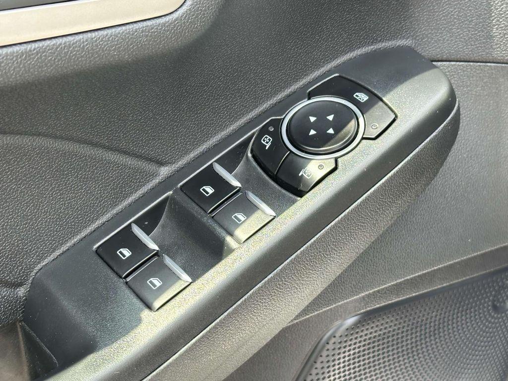 used 2022 Ford Escape car, priced at $18,994