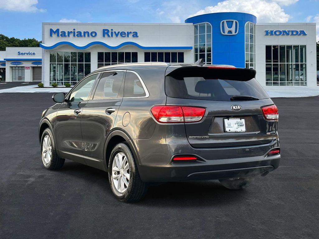 used 2018 Kia Sorento car, priced at $10,898