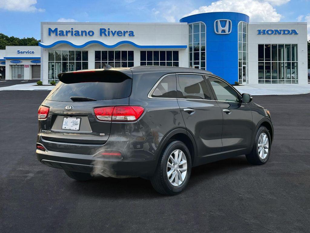 used 2018 Kia Sorento car, priced at $10,898