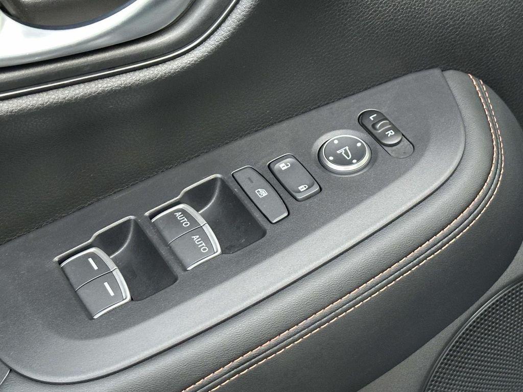 used 2025 Honda HR-V car, priced at $30,805