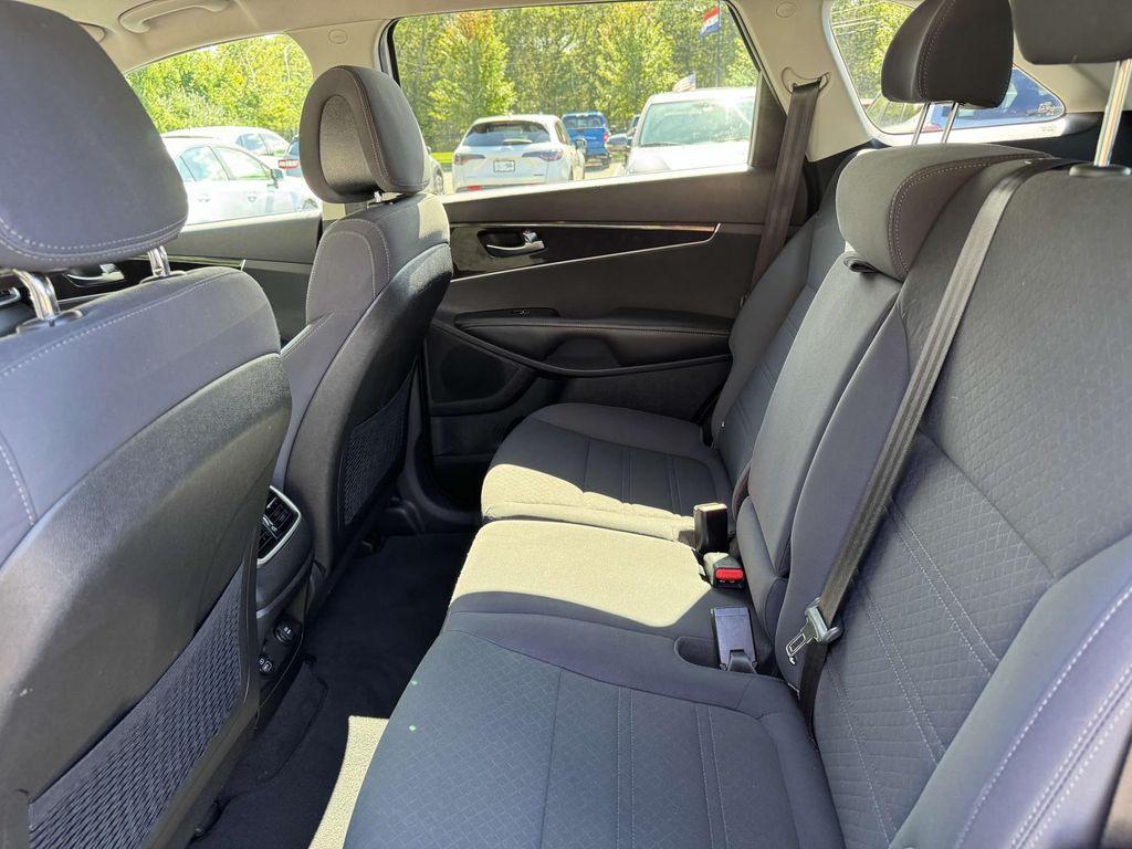 used 2016 Kia Sorento car