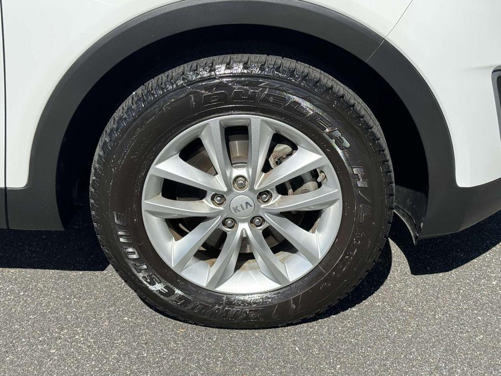 used 2016 Kia Sorento car