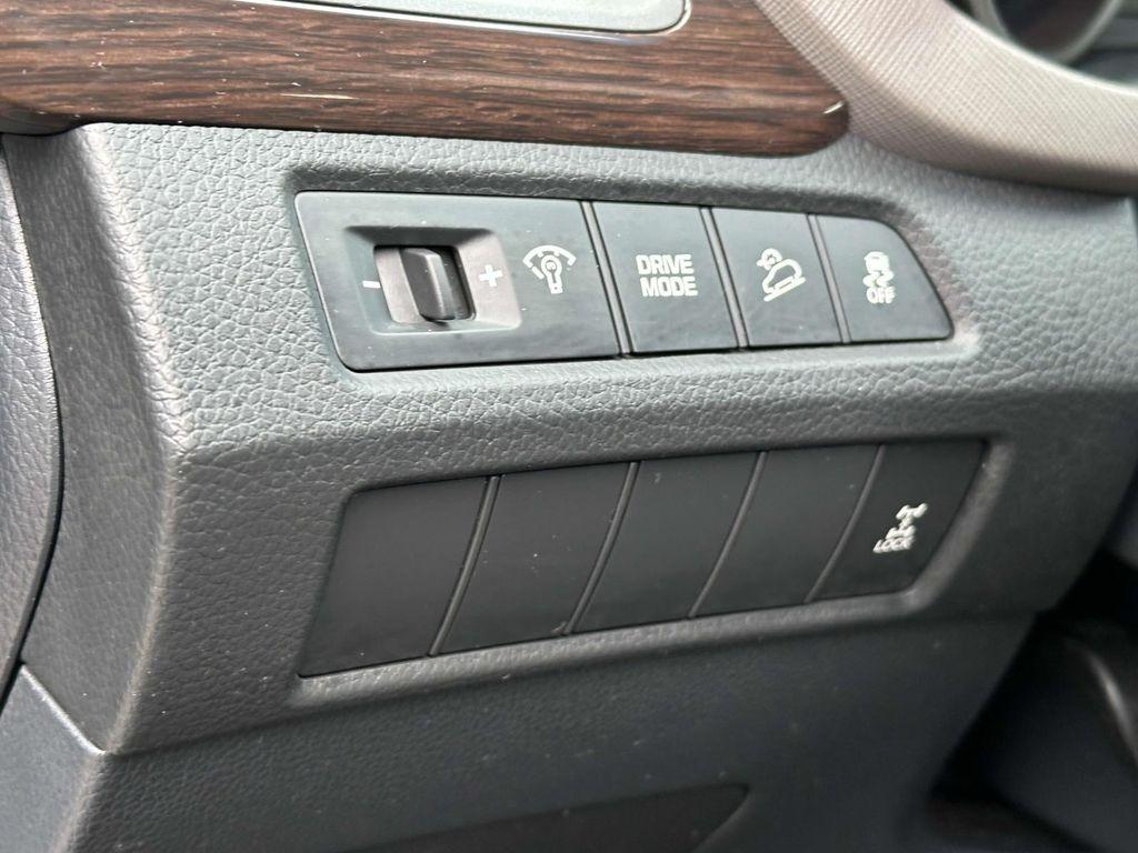 used 2018 Hyundai Santa Fe car, priced at $15,994