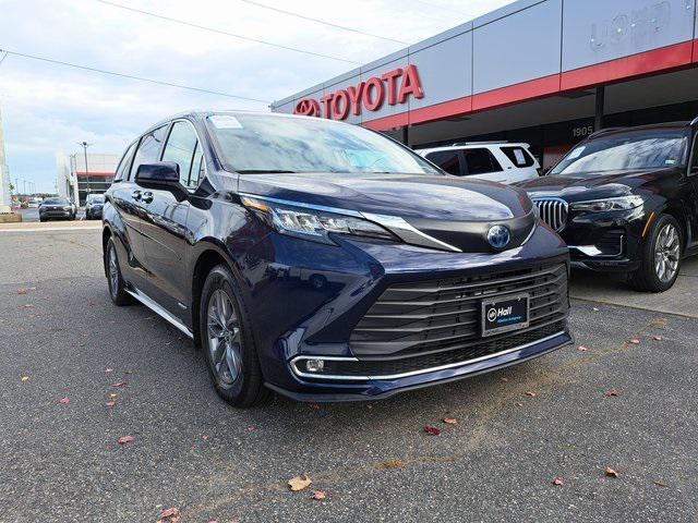 used 2021 Toyota Sienna car, priced at $42,600