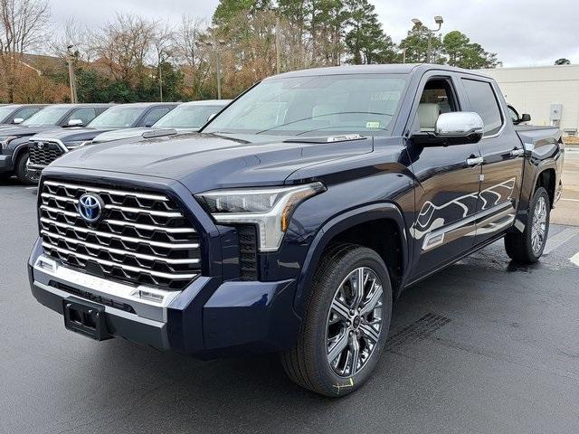 new 2024 Toyota Tundra Hybrid car