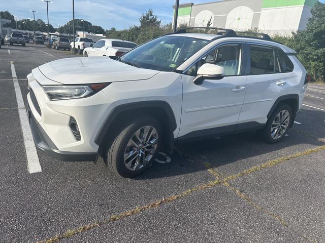 used 2020 Toyota RAV4 car, priced at $28,900