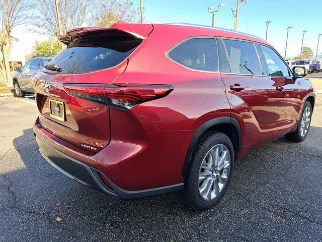 used 2020 Toyota Highlander car, priced at $33,500