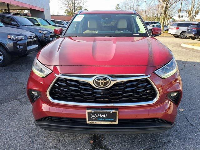 used 2020 Toyota Highlander car, priced at $33,500