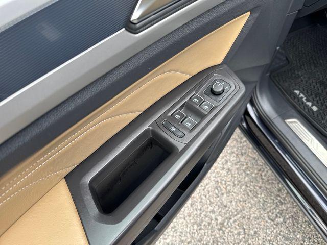 used 2023 Volkswagen Atlas Cross Sport car, priced at $34,500