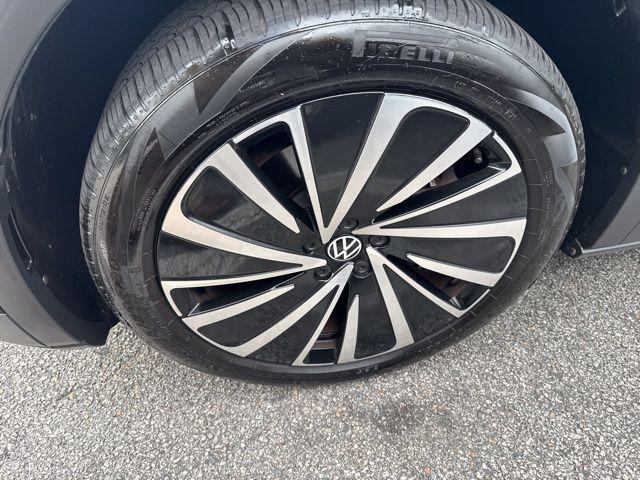 used 2023 Volkswagen ID.4 car, priced at $29,000