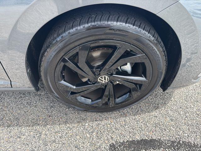 used 2025 Volkswagen Jetta car, priced at $24,900