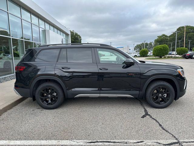 new 2025 Volkswagen Atlas car, priced at $43,954