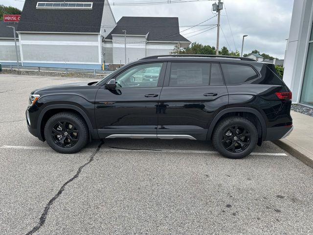 new 2025 Volkswagen Atlas car, priced at $43,954