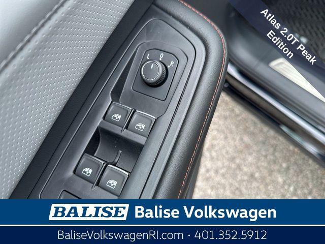 new 2025 Volkswagen Atlas car, priced at $43,954