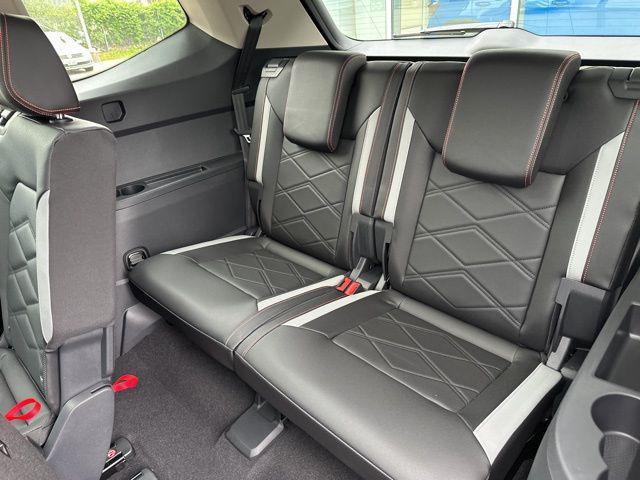 new 2025 Volkswagen Atlas car, priced at $43,954