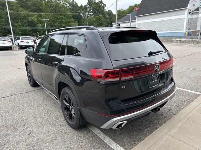new 2025 Volkswagen Atlas car, priced at $43,954