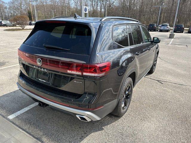 new 2024 Volkswagen Atlas car, priced at $46,906