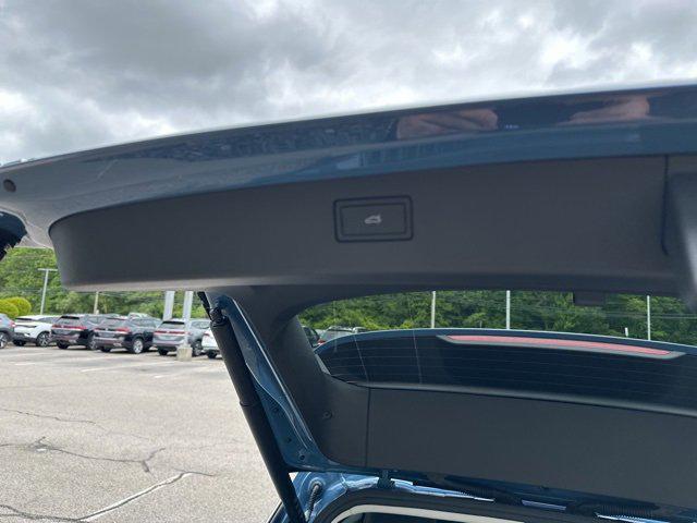 new 2025 Volkswagen Tiguan car, priced at $38,341