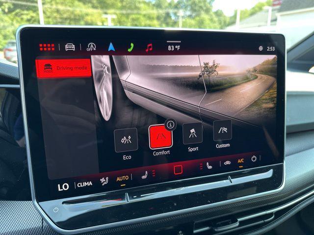 new 2025 Volkswagen Golf GTI car, priced at $33,748
