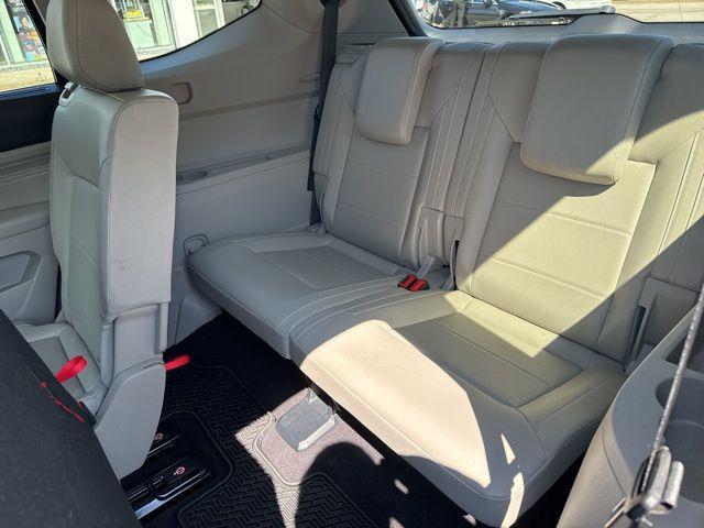 used 2021 Volkswagen Atlas car, priced at $29,000