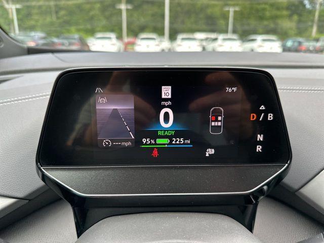 new 2025 Volkswagen ID.4 car, priced at $49,371