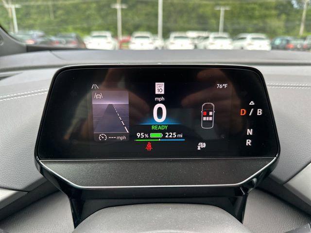 new 2025 Volkswagen ID.4 car, priced at $51,371