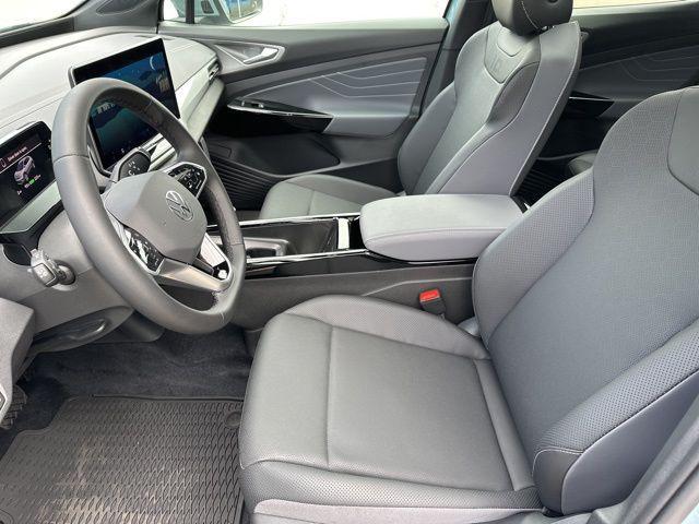 new 2025 Volkswagen ID.4 car, priced at $49,371