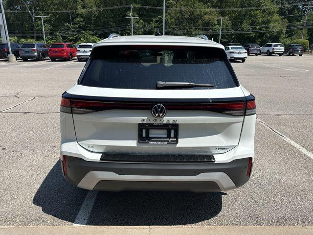 new 2025 Volkswagen Tiguan car, priced at $35,294