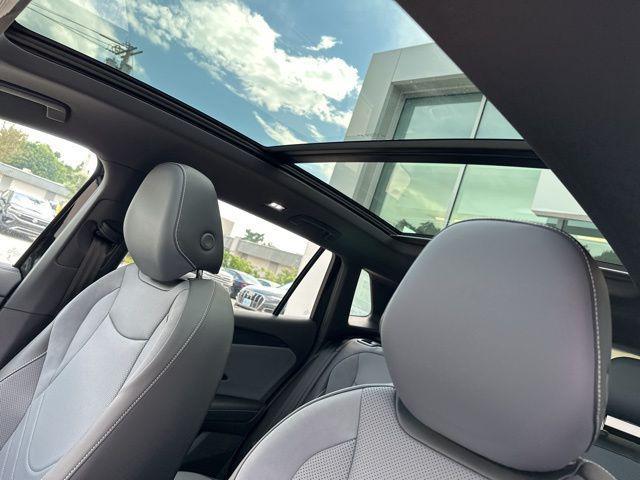 new 2025 Volkswagen Tiguan car, priced at $38,294