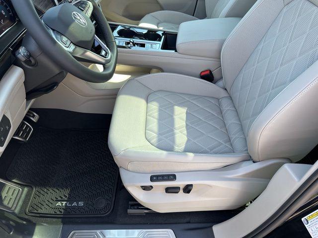 new 2026 Volkswagen Atlas car, priced at $55,942