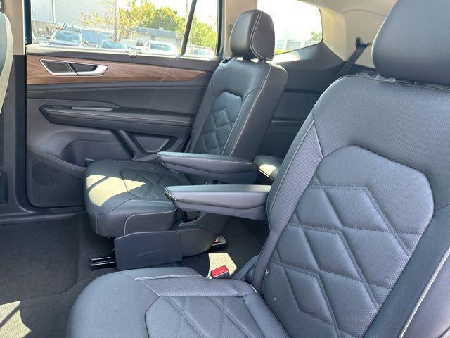 new 2026 Volkswagen Atlas car, priced at $47,915