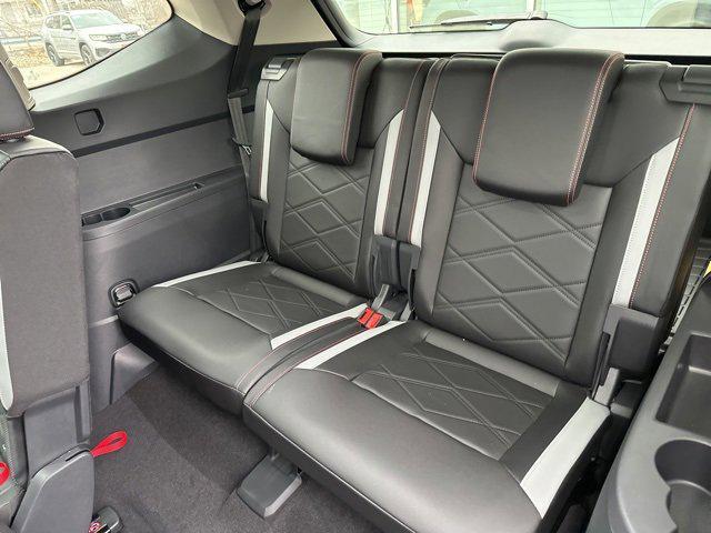 new 2025 Volkswagen Atlas car, priced at $46,171