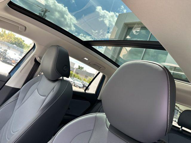 new 2025 Volkswagen Tiguan car, priced at $36,012