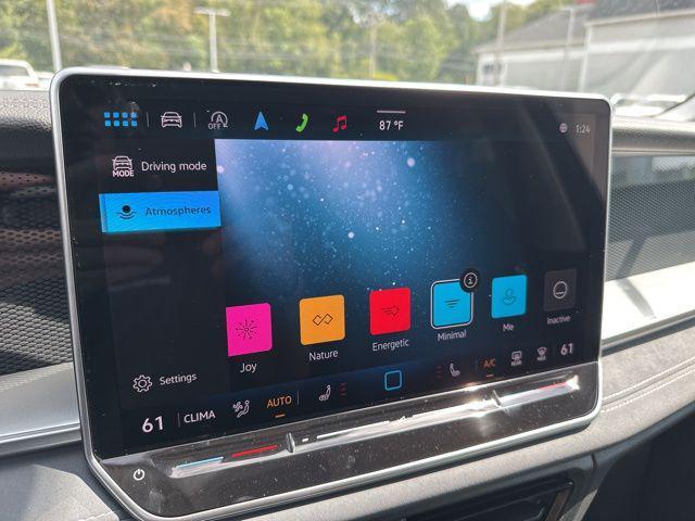 new 2025 Volkswagen Tiguan car, priced at $36,012