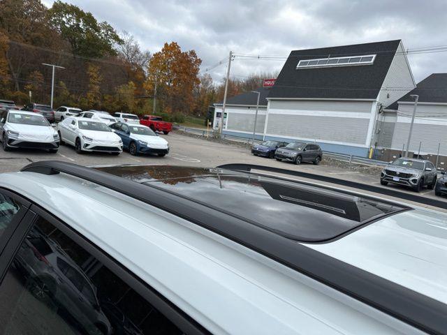 new 2026 Volkswagen Atlas car, priced at $47,108