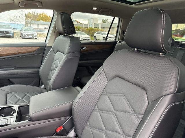 new 2026 Volkswagen Atlas car, priced at $47,108