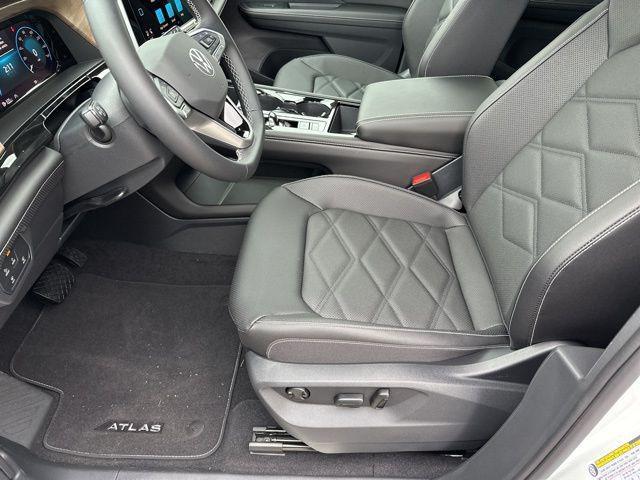 new 2026 Volkswagen Atlas car, priced at $47,108