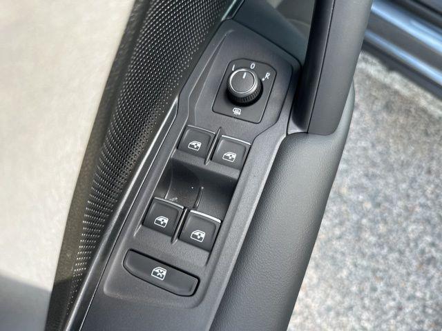 new 2025 Volkswagen Tiguan car, priced at $35,537