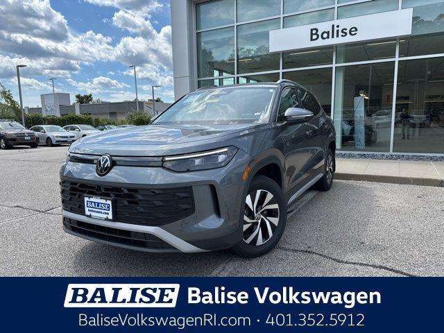 new 2025 Volkswagen Tiguan car, priced at $31,044