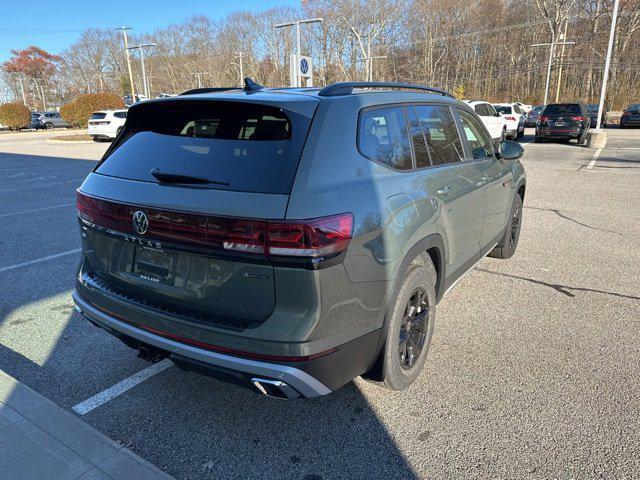 new 2025 Volkswagen Atlas car, priced at $47,624