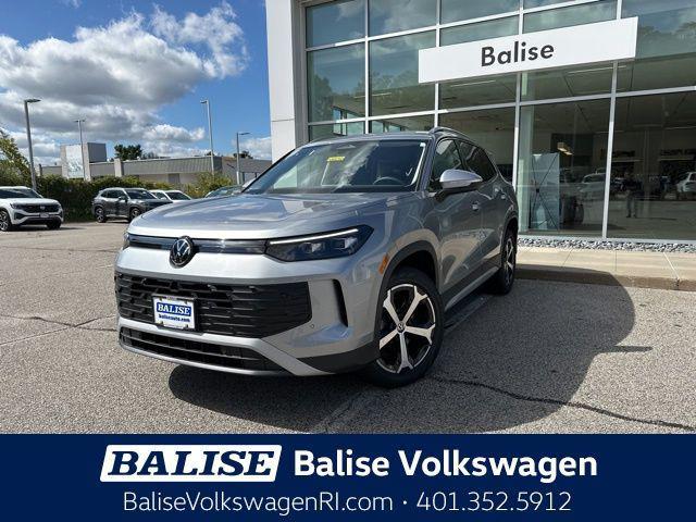 new 2025 Volkswagen Tiguan car, priced at $34,337