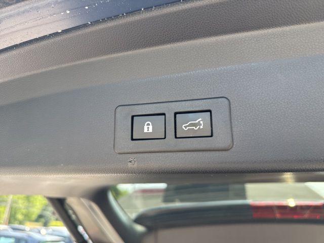 used 2023 Subaru Ascent car, priced at $31,000