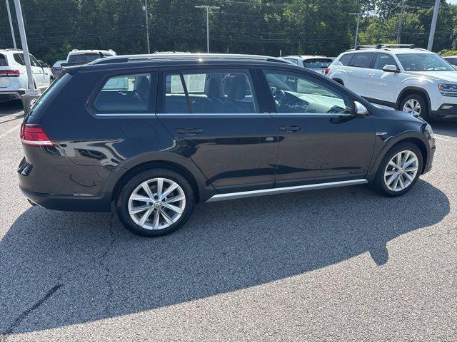 used 2018 Volkswagen Golf Alltrack car, priced at $23,500