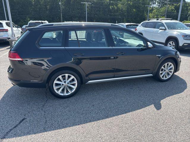 used 2018 Volkswagen Golf Alltrack car, priced at $23,000