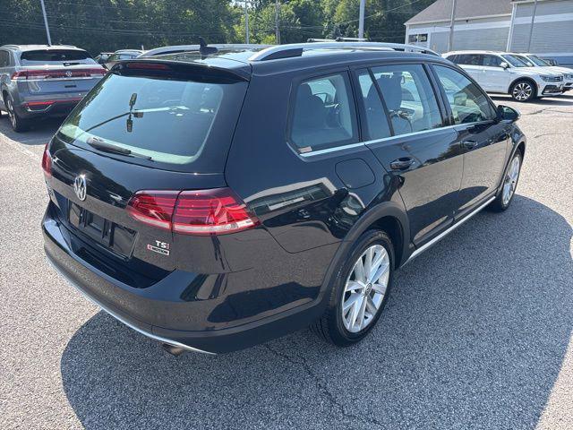 used 2018 Volkswagen Golf Alltrack car, priced at $23,500