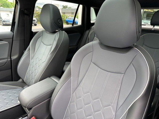 new 2025 Volkswagen Tiguan car, priced at $42,459