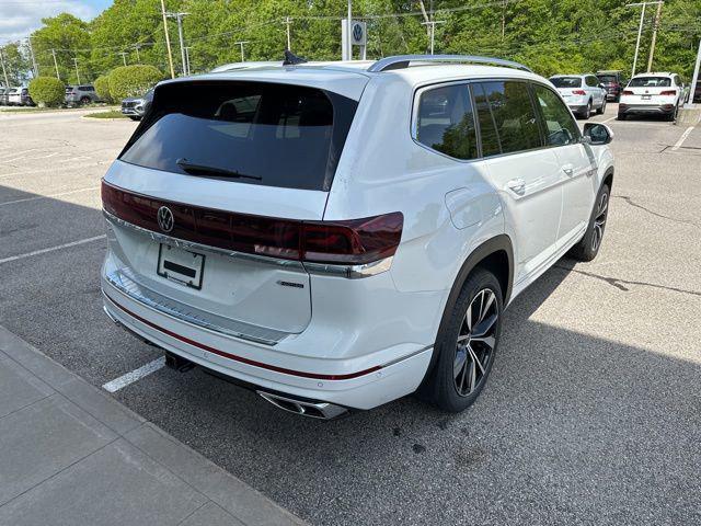 new 2025 Volkswagen Atlas car, priced at $52,289
