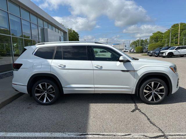 new 2025 Volkswagen Atlas car, priced at $52,289